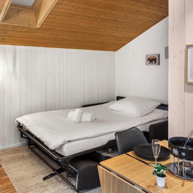 Charmant studio à 5 minutes à pied des bains - Apartment mit 1 Schlafzimmer - 8