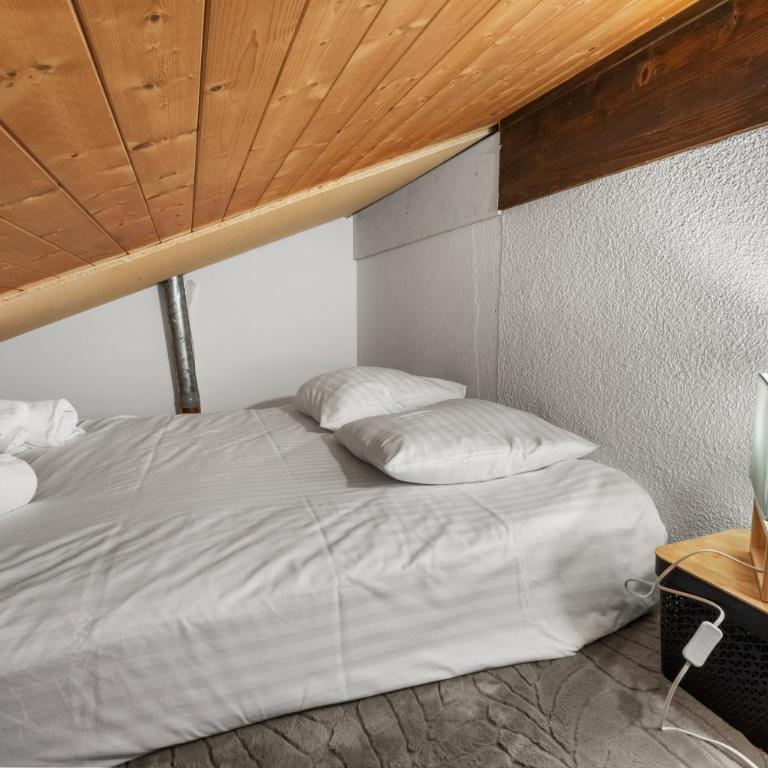 Charmant studio à 5 minutes à pied des bains - Apartment mit 1 Schlafzimmer - 23