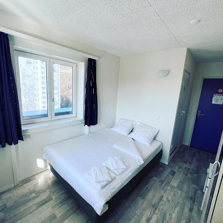 Hotel Abaca - Doppelzimmer mit Seeblick - 4