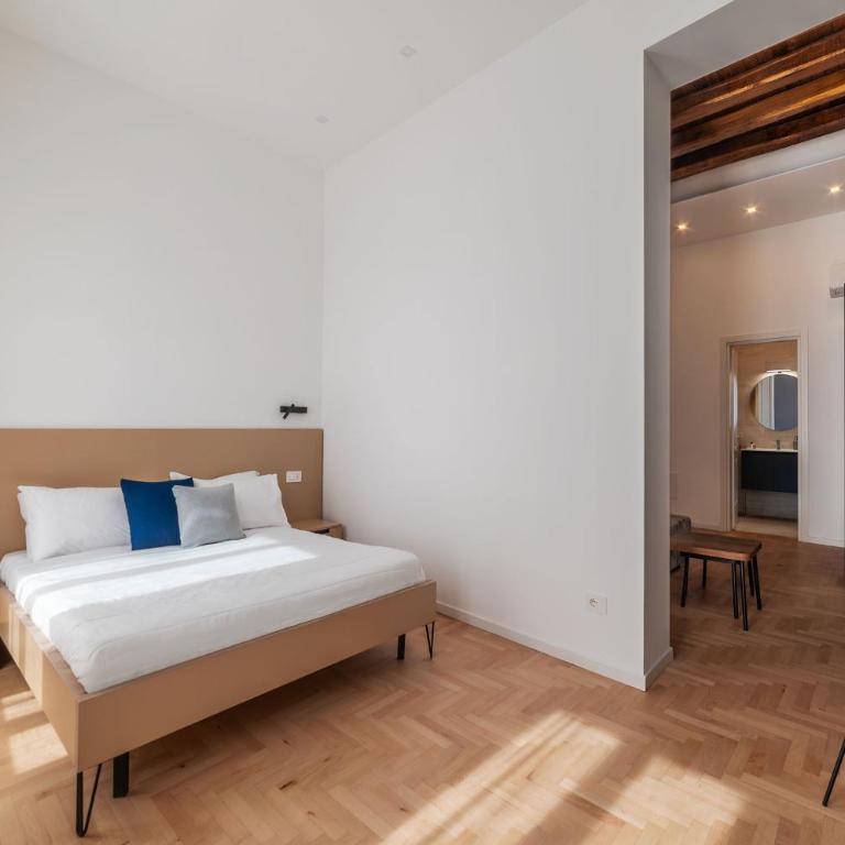 JOIVY Comfort Stays near the Colosseum - Appartamento con 3 Camere da Letto - 5