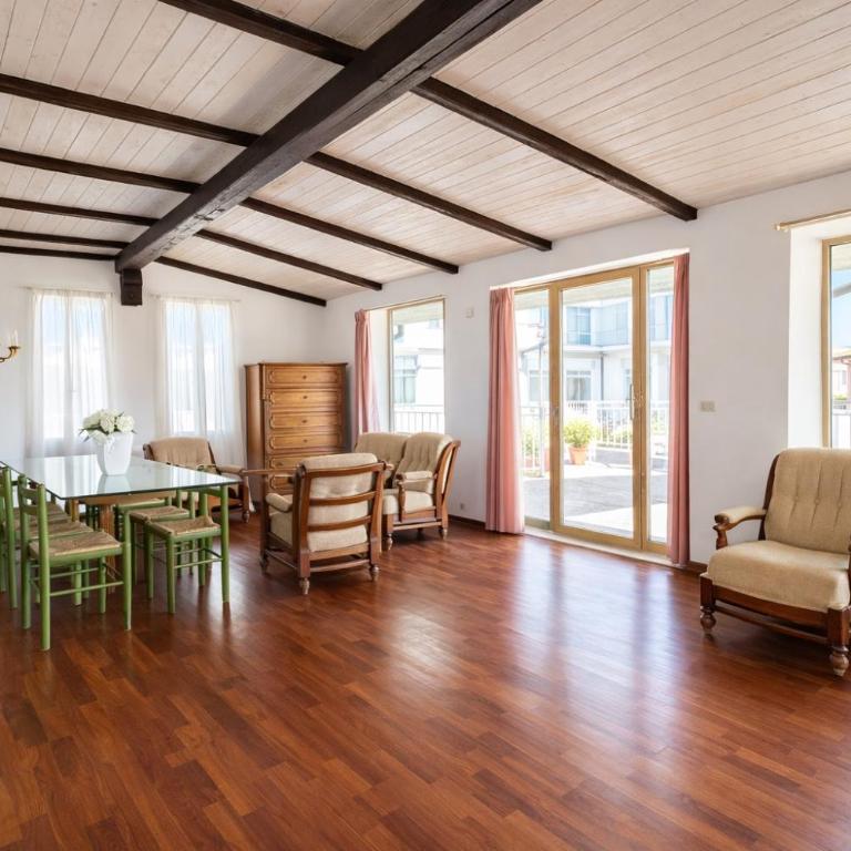 Attico Zamagna - Appartamento con 1 Camera da Letto - 35