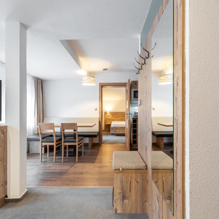Garni Stefani - Apartment mit Blick auf die Berge - 12