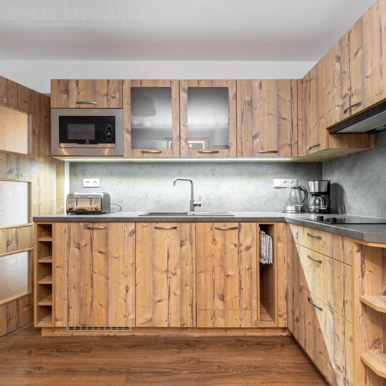 Garni Stefani - Apartment mit Blick auf die Berge - 11