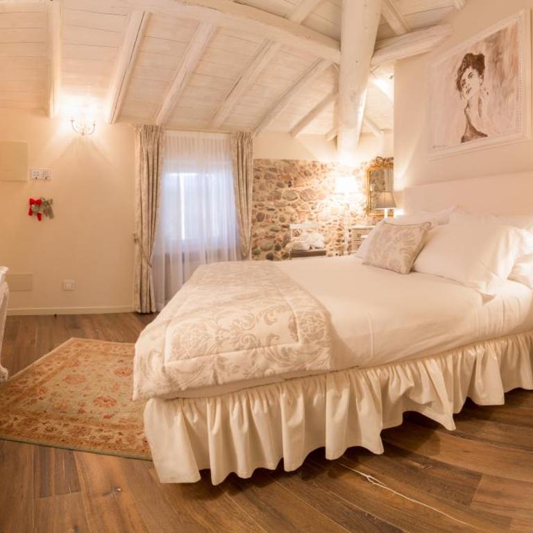 Maison Resola - Rooms Experience - Camera Deluxe - 1