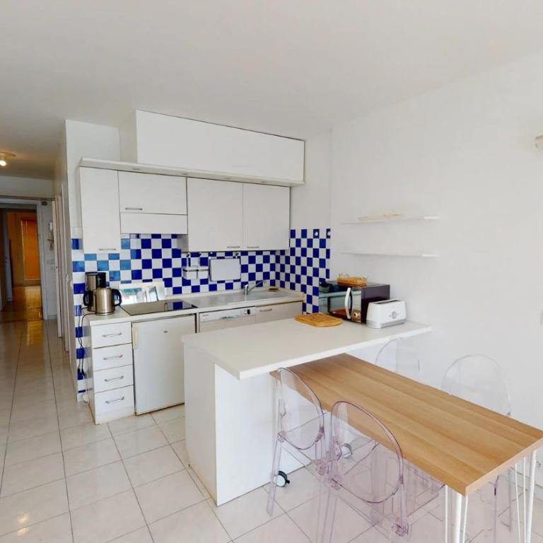 10EDM - Grand 2P face mer avec terrasse proche centre et plages - Appartement 2 Chambres - 6