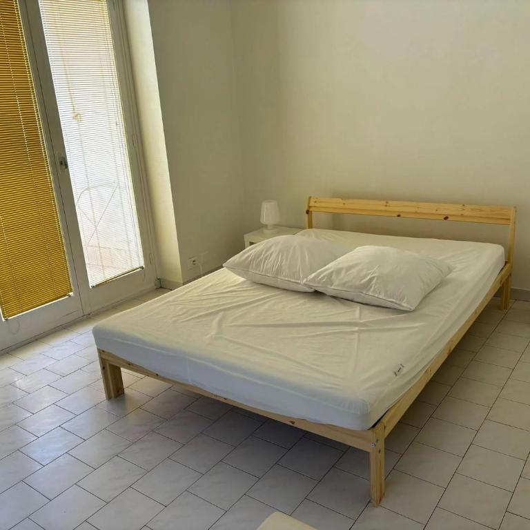 10EDM - Grand 2P face mer avec terrasse proche centre et plages - Appartement 2 Chambres - 9