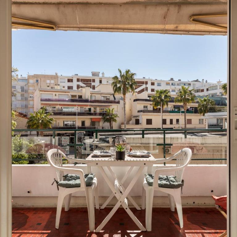 Lumineux, Ensoleillée, Proche plage ,Coeur de centre ville, chaleureux, - Studio with Terrace - 4
