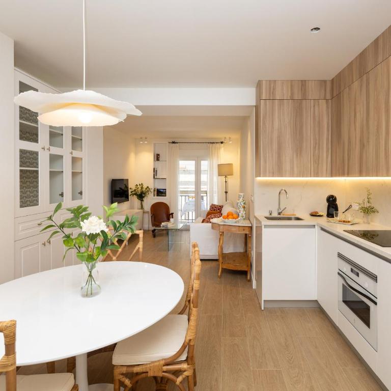 ChezmoiHomes Balcon del Cipres 1 - Apartment - 1