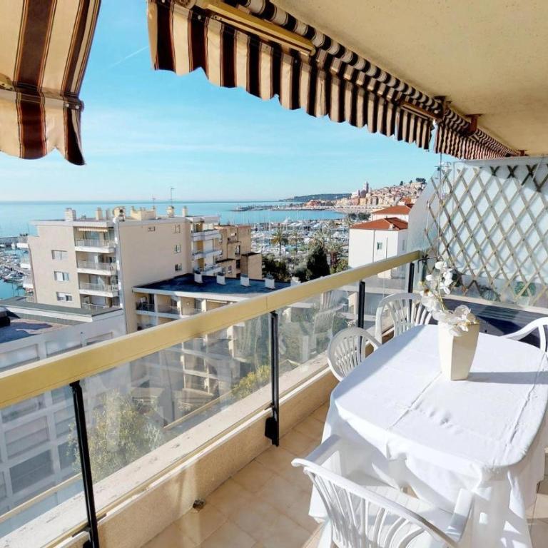 74E - Beau 2Pavec grande terrasse et magnifique vue mer - One-Bedroom Apartment - 2