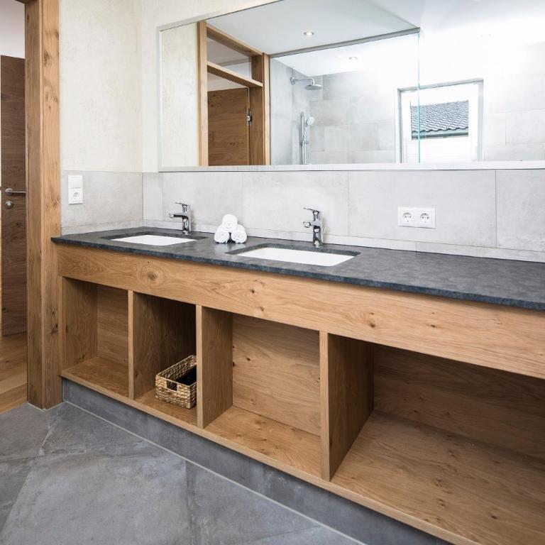 Alpinliving.Tirol - Deluxe Apartment "Adlerhorst" - 23