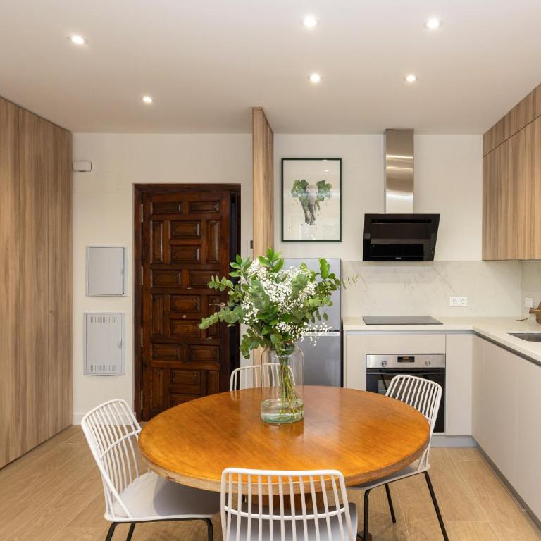 ChezmoiHomes Balcon del Cipres 2 - Apartment - 9