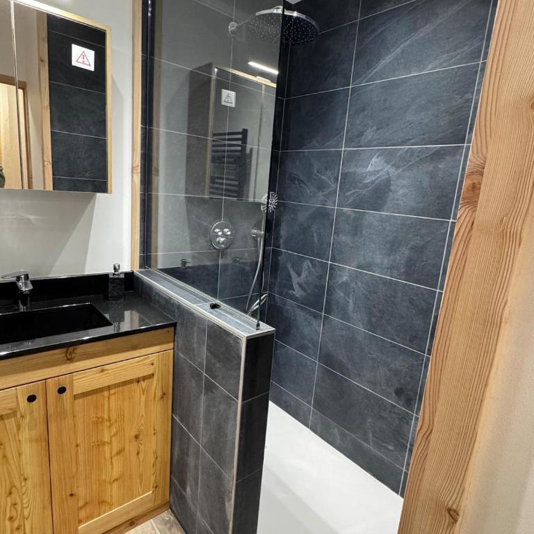 Les Racines Chalet - Chalet - 20