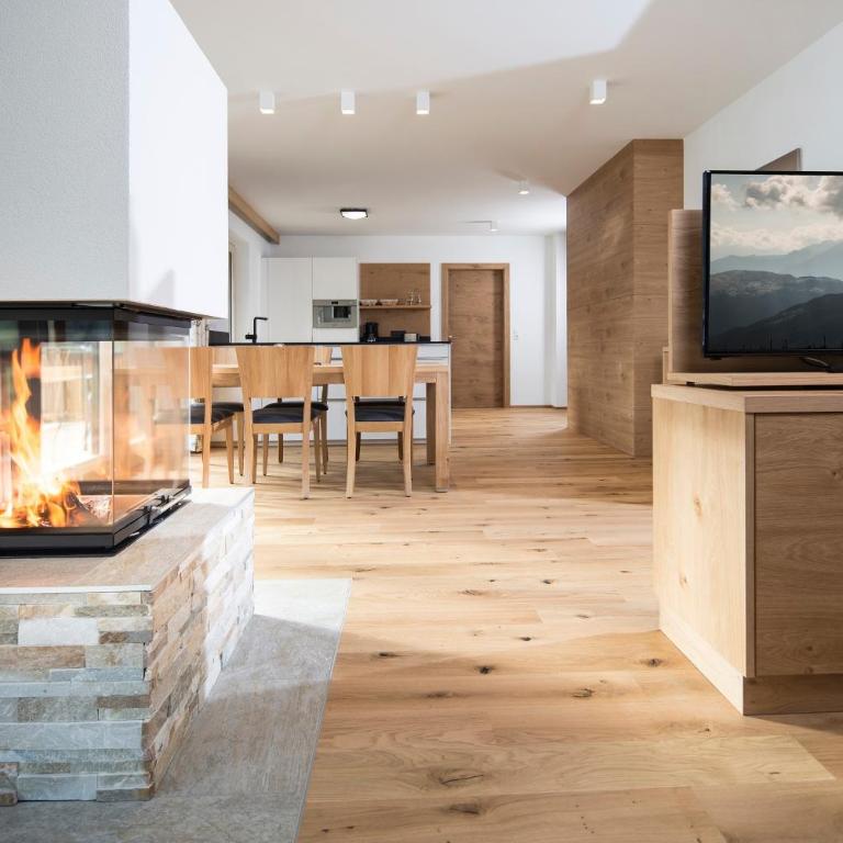 Alpinliving.Tirol - Deluxe Apartment "Gipfeltreff" - 1