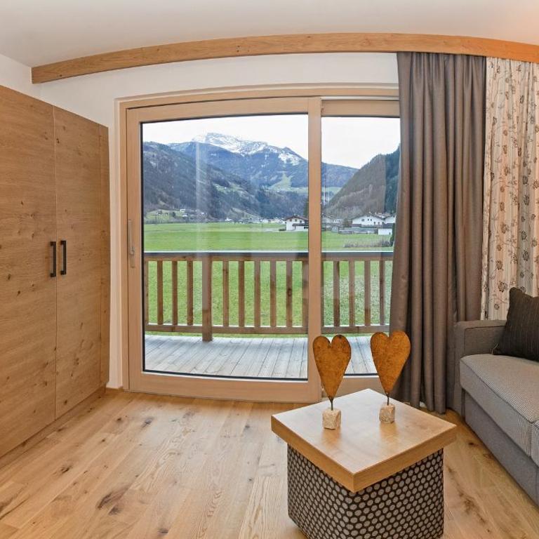 Alpinliving.Tirol - Deluxe Apartment "Geierwally" - 9