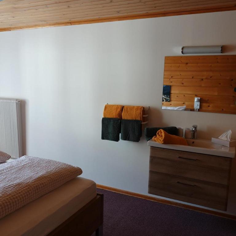 Haus Wagner - Apartment mit 3 Schlafzimmern und Dusche - 5