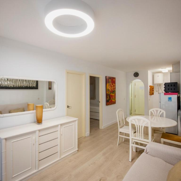 Apartamento Marina Roses - Two-Bedroom Apartment - 26