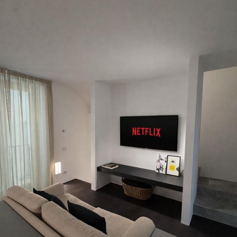 R Platano House - Appartamento con 1 Camera da Letto - 1