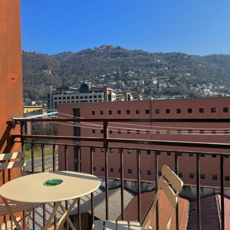 White Noise Como - Private Room - Double Room with Private Bathroom - 24