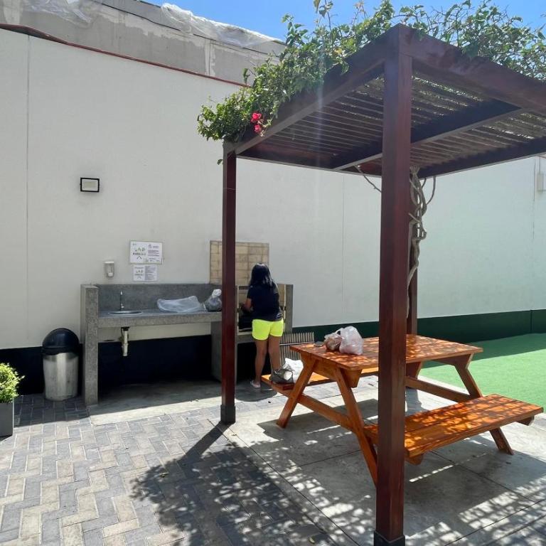 DPTo ACOGEDOR CENTRICO VISTA AL MAR - Apartamento de 3 dormitorios - 23