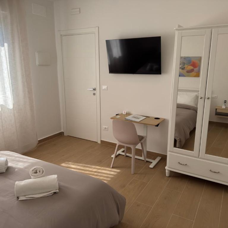 OTB ITALIA - Airport Rooms - Double Room with Private Bathroom - 3