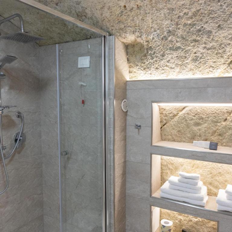 Tropea Belle Époque - One-Bedroom Deluxe Apartment - 28