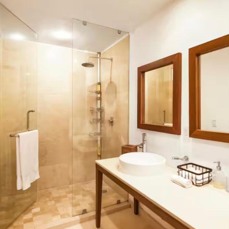 The One & Only Luxe Beachfront Villa - Hotel Zone - Villa - 34
