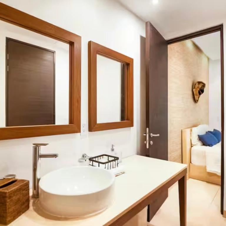The One & Only Luxe Beachfront Villa - Hotel Zone - Villa - 37