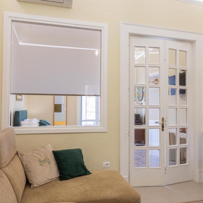 Tropea Belle Époque - One-Bedroom Deluxe Apartment - 12