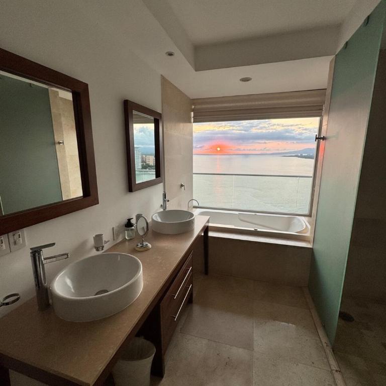 Luxury Oceanview Condo at Icon Vallarta - Apartamento de lujo de 4 dormitorios - 15