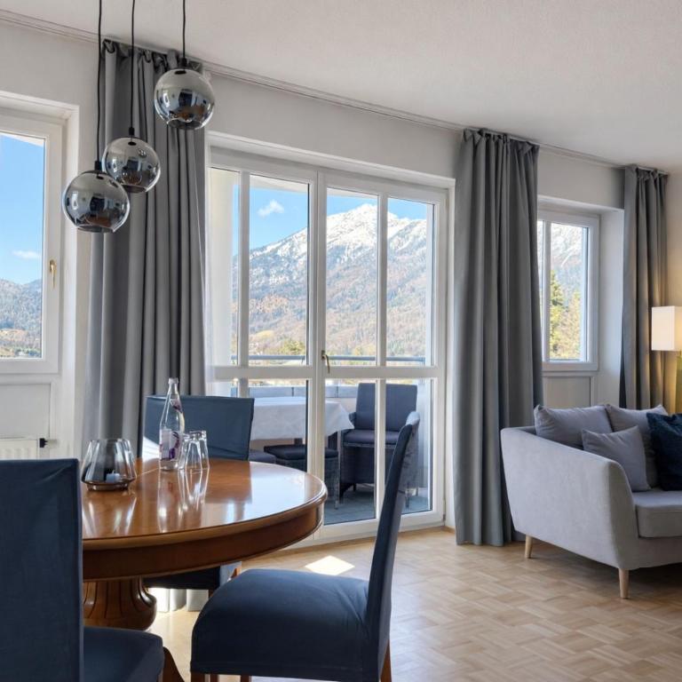 Tivoli Apartments - Apartment mit Aussicht und Balkon - 1