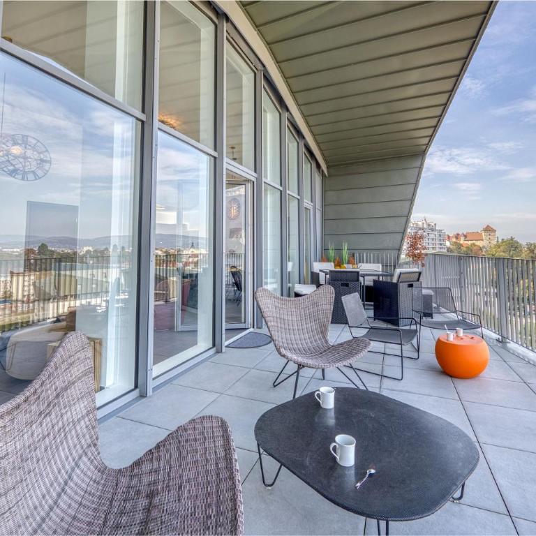 Le Saphir - Vue panoramique sur le lac d'Annecy - Three-Bedroom Apartment - 22