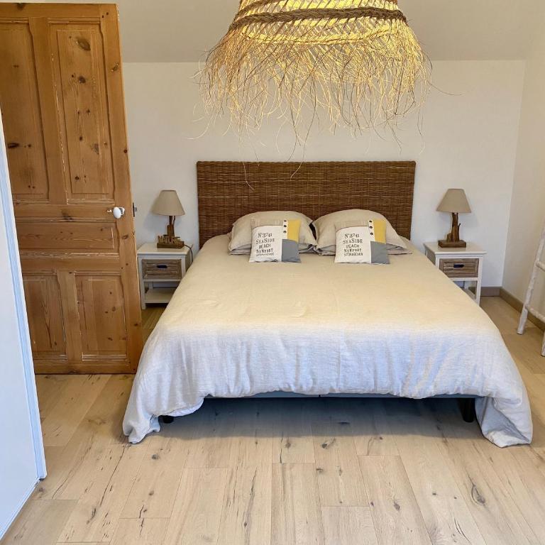 LES POIS SONT ROZ - Two-Bedroom House - 23