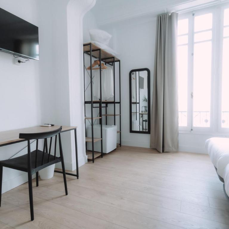 Colón Urban Rooms - Twin Room with Shared Bathroom - 2