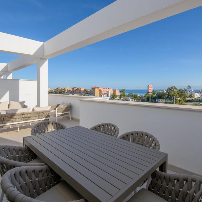 Sea View Brand New 3BR Luxury Retreat Pool Gym - Apartamento de 3 dormitorios - 1