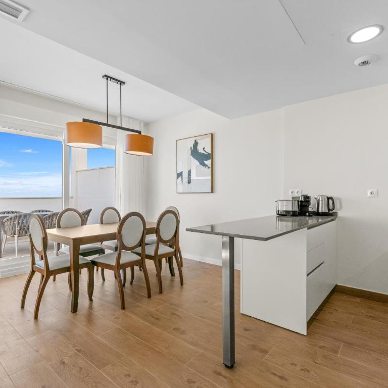 Sea View Brand New 3BR Luxury Retreat Pool Gym - Apartamento de 3 dormitorios - 23