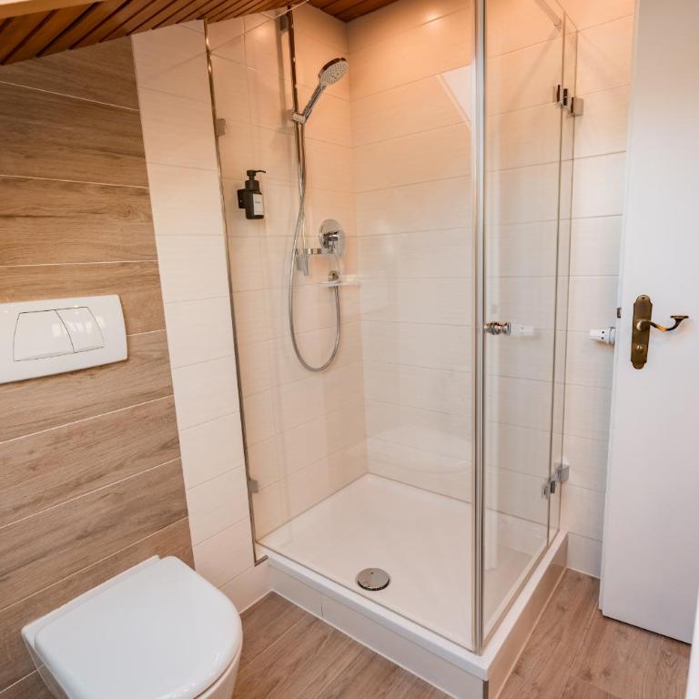 Alpen Loft-Studio nähe Golfplatz mit Waldblick - Studio-Apartment mit Balkon - 11