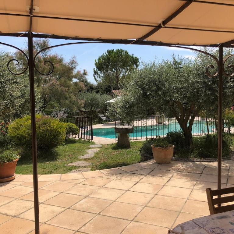 Villa de charme entre oliviers et lavande - Villa 3 Chambres - 17