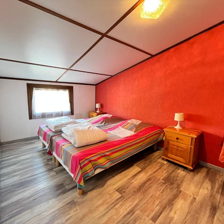 Domaine de vacances à 600m de la plage villa 3 chambres climatisées, 7 couchages, WIFI, terrasse, parking, animations et piscines en supplément LRPDSR8 - Casa Unifamiliar de 3 dormitorios - 5