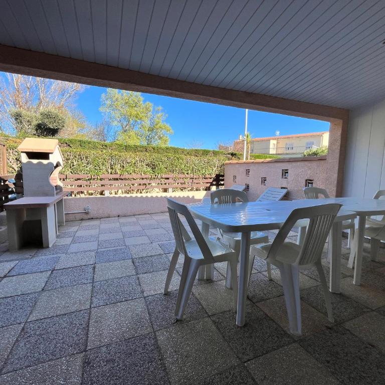 Domaine de vacances à 600m de la plage villa 3 chambres climatisées, 7 couchages, WIFI, terrasse, parking, animations et piscines en supplément LRPDSR8 - Casa Unifamiliar de 3 dormitorios - 12