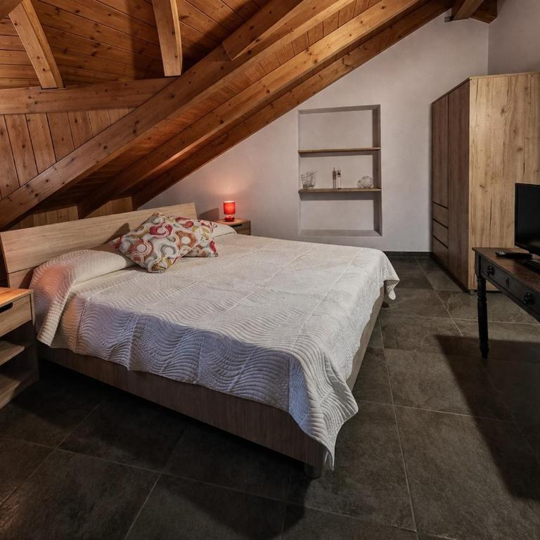 La Mansarda di Petite - Loft nel cuore di Cuneo - One-Bedroom Apartment - 10