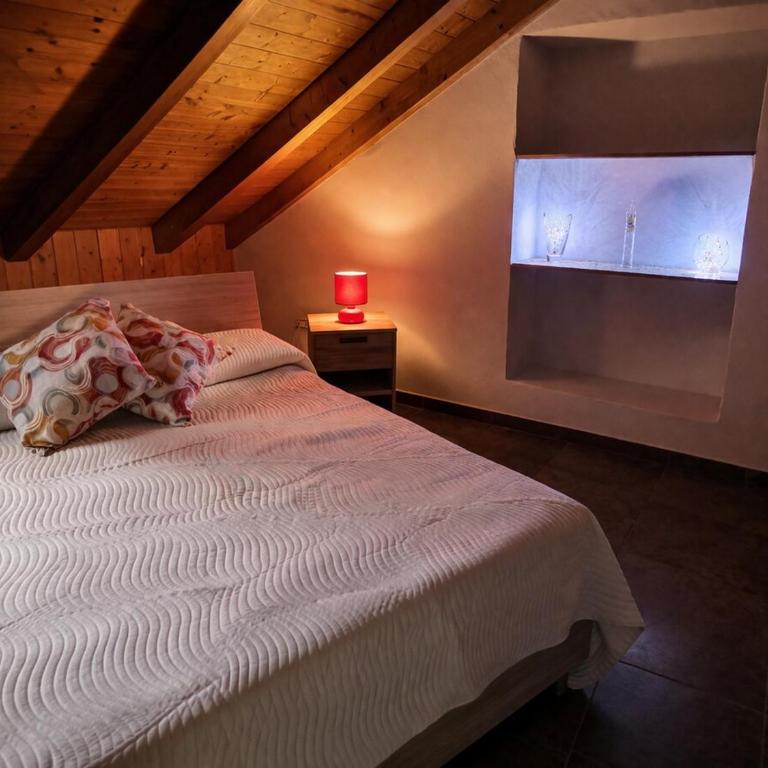 La Mansarda di Petite - Loft nel cuore di Cuneo - One-Bedroom Apartment - 2