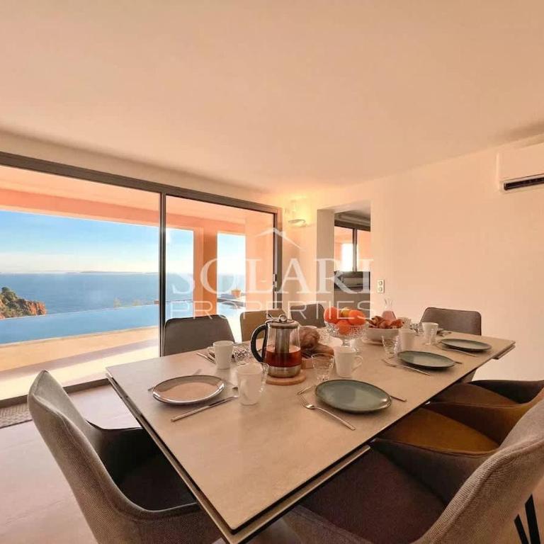 Modern villa close to beaches and village - Villa - 11