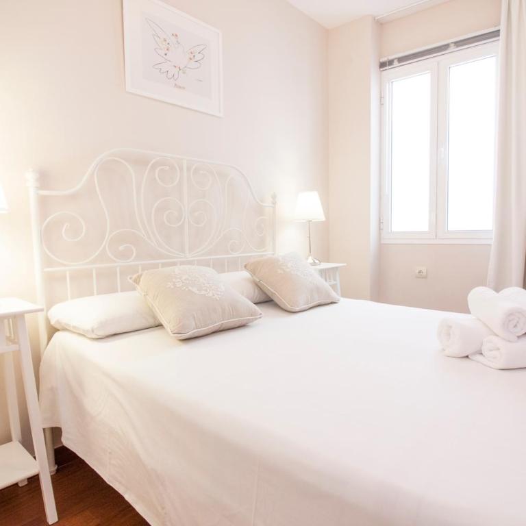 Fantastic Penthouse Malaga Center - Two-Bedroom Apartment - 25