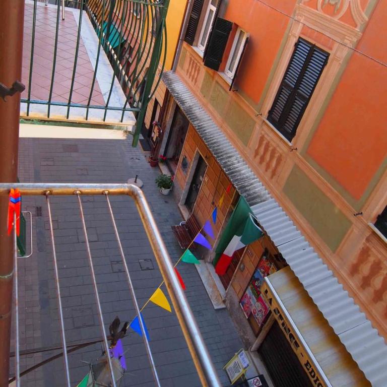Piccolo Hotel - Camera Doppia con Letti Singoli - 4