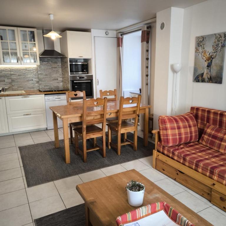 Maison de vacances 2 chambres, Wi-Fi, à Saint-Chaffrey - FR-1-762-15 - Appartement - 1