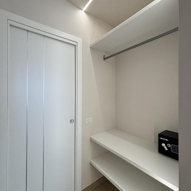 RomExperience Trastevere - Camera Matrimoniale con Bagno Privato - 12