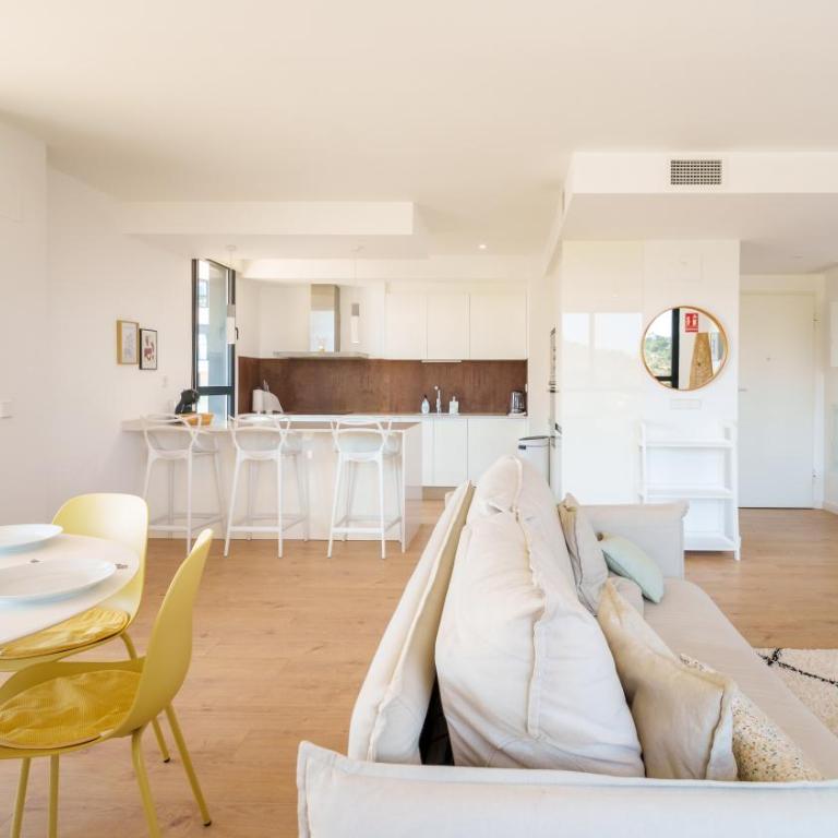 ALLONBAY dream apartment - Two-Bedroom Apartment with Sea View - 21