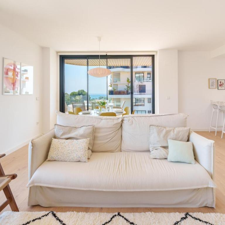ALLONBAY dream apartment - Two-Bedroom Apartment with Sea View - 4