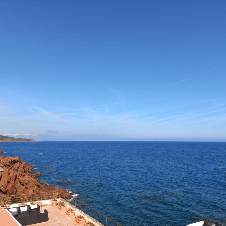 Magnifique appartement sur l'eau Anthéor - Apartamento de 2 dormitorios - 1