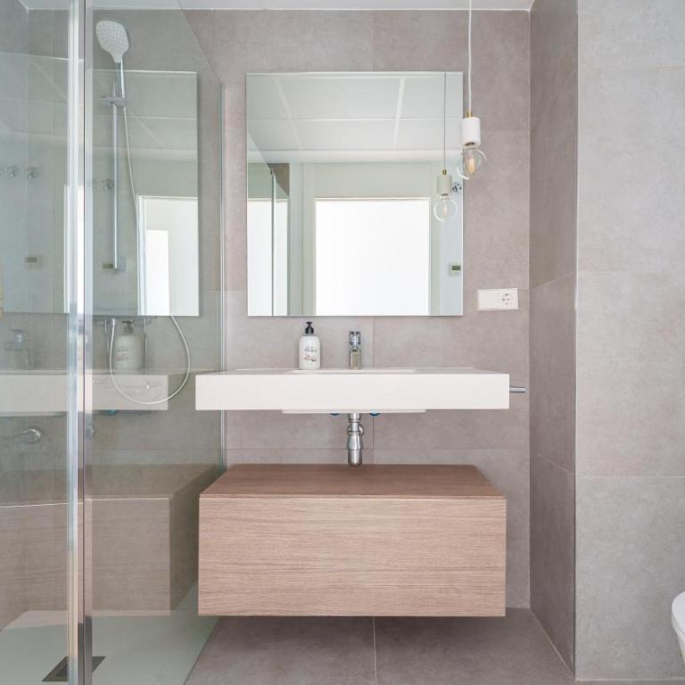 ALLONBAY dream apartment - Two-Bedroom Apartment with Sea View - 33